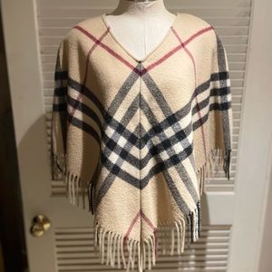 Burberry Vintage classic wool poncho